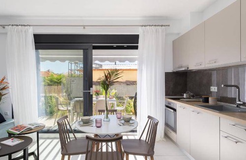 Ofrinion Apartment | 90 m² Apartment ∙ 3 bedrooms ∙ 8 guests