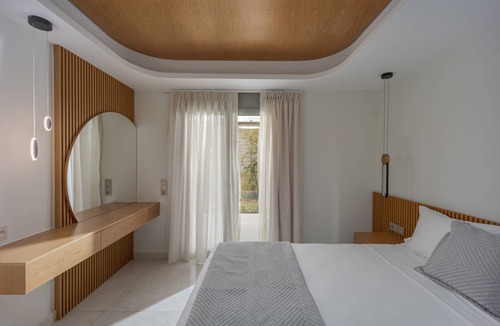 Perama House | 90 m² House ∙ 2 bedrooms ∙ 5 guests