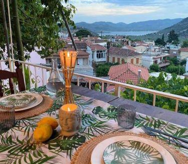 Mytilene House | 95 m² House ∙ 3 bedrooms ∙ 6 guests