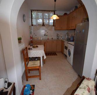 Aliki House | 95 m² House ∙ 5 guests