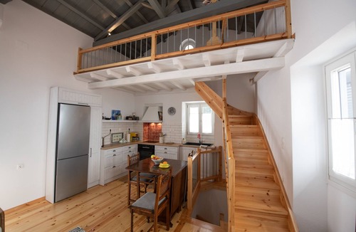 Glossa House | A beautiful, newly renovated, fully equipped traditional house in Glossa