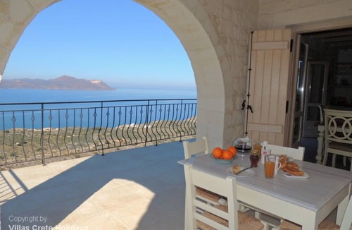 Apokoronas Villa | A charming 3 bedroom stone villa w/privacy, private pool & fantastic sea views.