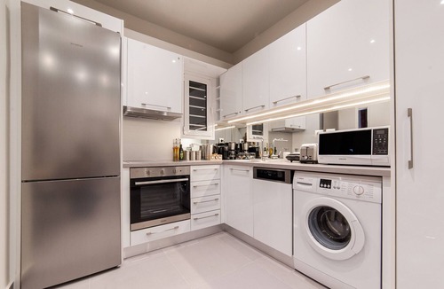 Makrigianni Apartment | Acropolis Boutique Deluxe Apartment, next to metro station "Acropolis"