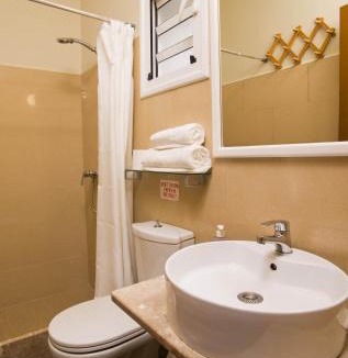 Massouri Apartment | Acropolis Hotel