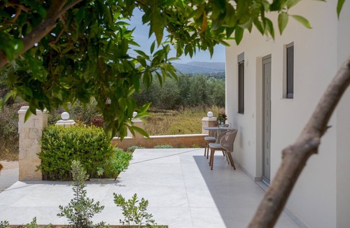 Perama House | Adore White Natural Retreat by Estia