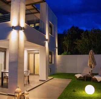 Bali Villa | Adrianna Villa 4ppl
