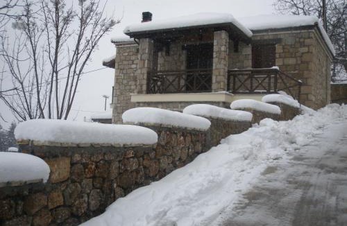 Synikia Mesi Trikalon Villa | AELIA HOME