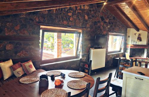 Aghios Athanasios Apartment | Aelios Petra