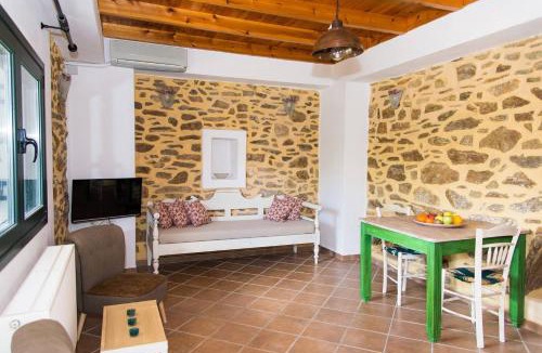 Mirsini Apartment | Agrilos Οlive Τree Αpartment
