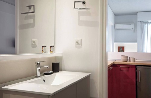 Exarhia Apartment | #AH21 Cherry studio S
