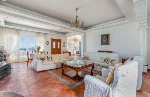 Skopelos Villa | Akrothea Villa Skopelos