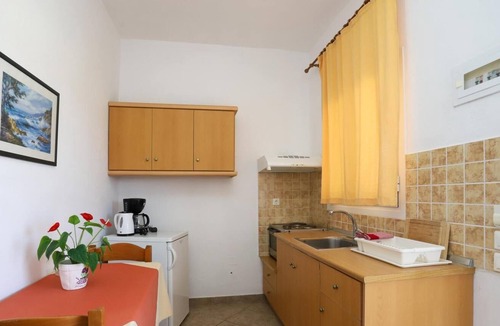 Ag. Georgios Apartment | Aleka Apartment 6 with Sea View, Terrace, Balcony & Wi-Fi