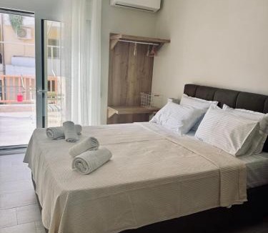 Xanthi Apartment | All Season - Winter Room