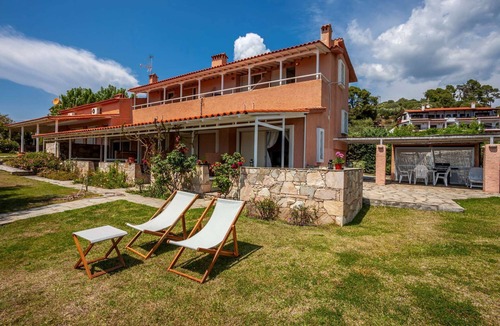 Sithonia House | ALTERRA VITA Captain's Cabin