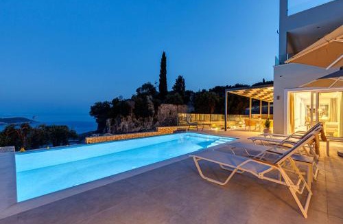 Lakones Villa | Amarilia Private Villa