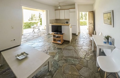 Agios Emilianos Apartment | Amazing apartment in Porto Heli Ermioni