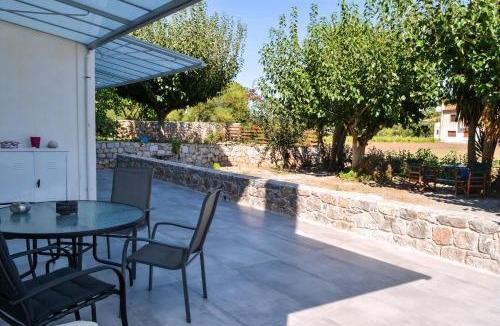 Leonidio House | Amera - Troumpas Family Apartments