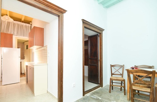 Amorgos House | Amorgos traditional apartment with balcony view