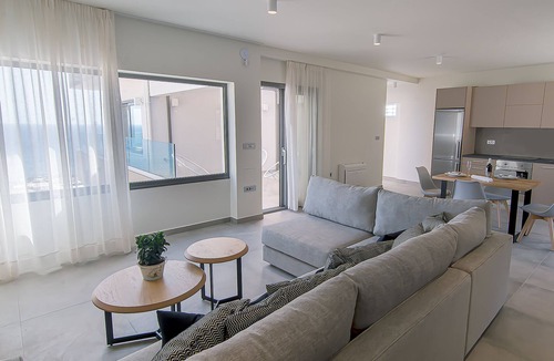 Kantanos-Selino Apartment | Amphitheatre Suites