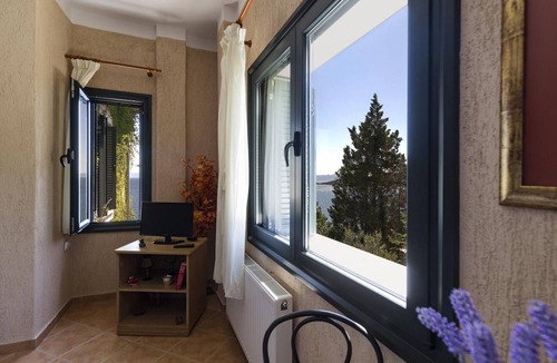 Pella Region Villa | Ananda Spa Villa in Nies