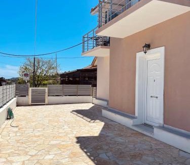 Agios Dimitrios Apartment | Angelos Apartments