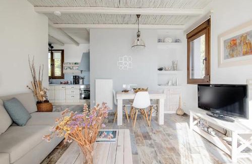 Sarlata Villa | Anio Residence - Rustic Modern with Sea and Mountain View Terrace
