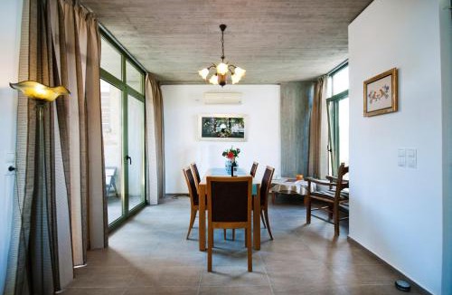 Agios Vasileios Villa | Anna Boutique Villas