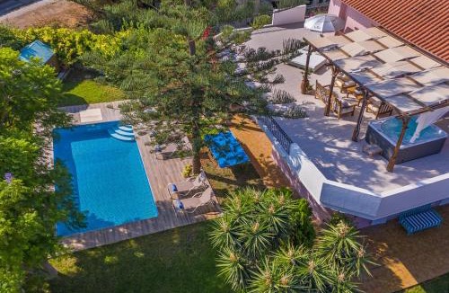 Ialyssos Villa | Anna's Brilliant Villa in Ialysos