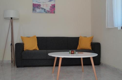 Agios Sostis Apartment | AnnaMaria House