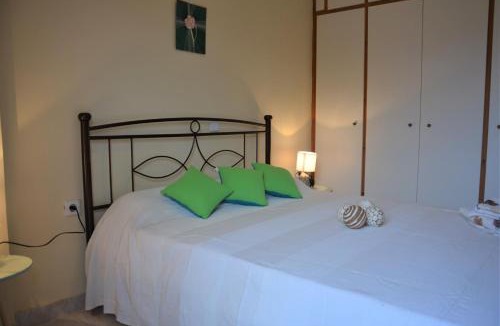 Agios Sostis Apartment | AnnaMaria House