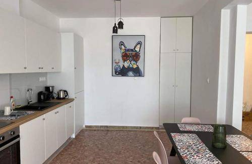 Lavreotiki Apartment | Apartment ∙ 2 bedrooms ∙ 6 guests