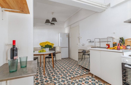 Kallithea Apartment | Apartment 'Charming Central Apt with Parking 3' with Balcony, Wi-Fi and Air Conditioning