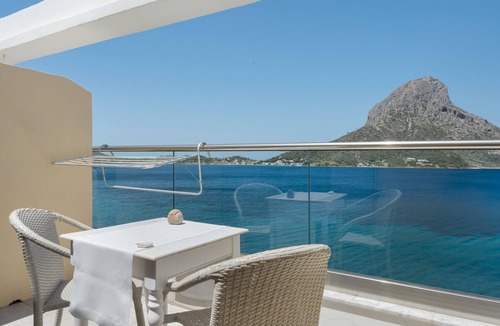 Massouri Apartment | Apartment 'Eros Sea View' with Private Terrace, Wi-Fi and Air Conditioning