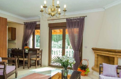 Kerveli Apartment | Apartment Hera in Samos Town - 2 persons, 1 bedrooms