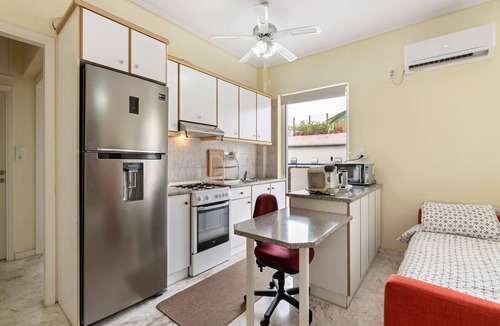 Kolonaki Apartment | Apartment in Piraeus near Monastiraki Square