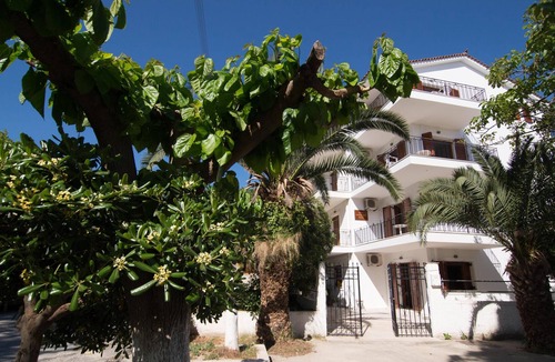 Poros Apartment | apartment near the sea
