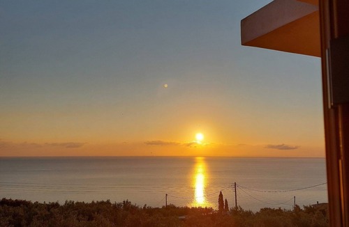 Skinaria Apartment | Apartment 'Pelagaki Sunrise 2 Bedrooms' with Sea View, Wi-Fi and Air Conditioning