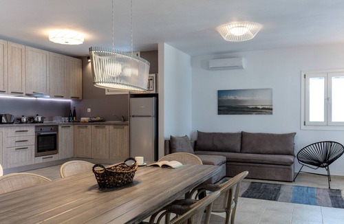 Mikri Vigla House | Apricot and Sea Luxury Villas