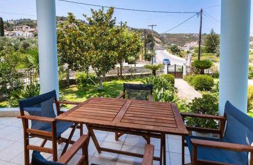 Apolpaina Apartment | Apricus1