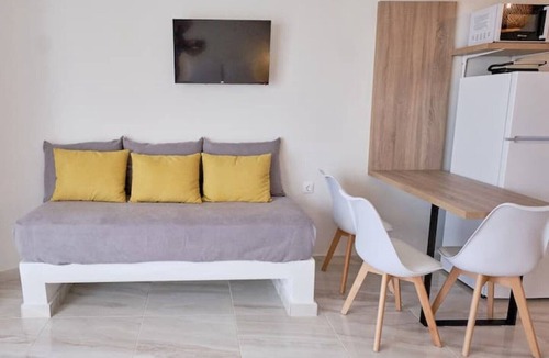 Viannos Apartment | Aquarius - Deluxe apt 50m from the beach, sea view