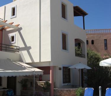 Daratsos Apartment | Architect's Apartments