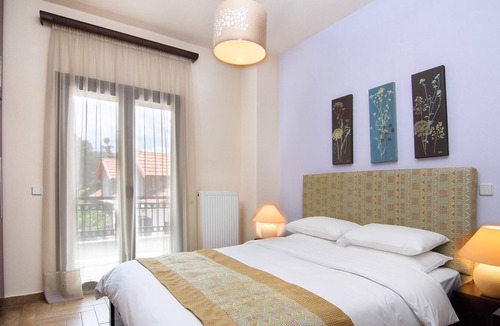 Elati Hotel | Arktos Suites