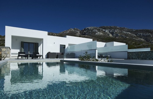 Finiki Villa | Arpathea Villas