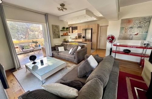 Varkiza Apartment | Artistic 2-bedroom apartment in green & peaceful Vari