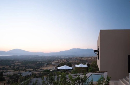 Faistos Villa | Askianos Lux Villas - Oasis of Harmony & Elegance