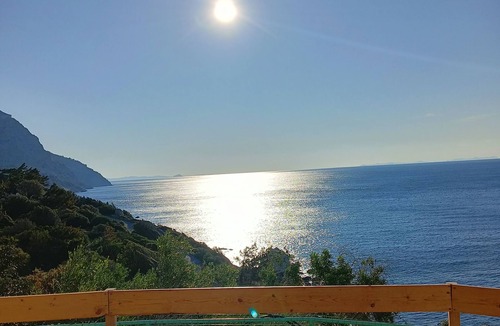 Armenistis House | Aspa Stonehouse in Magganitis, endless view of Icarian sea