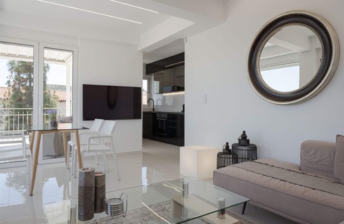 Varkiza Apartment | Athenian Riviera Penthouse Apartment