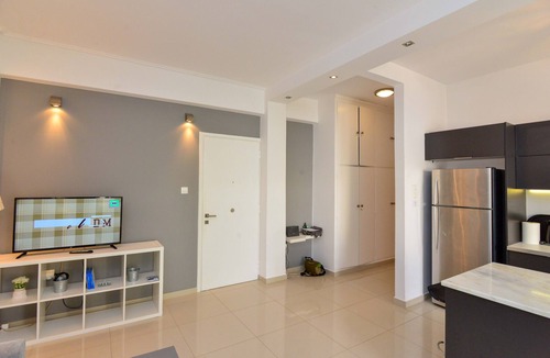 Varkiza Apartment | Athenian Riviera Vari next to the beach