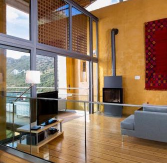 Kolymbari Villa | Athina Epavlis - Ethereal Charm of Blue Horizons