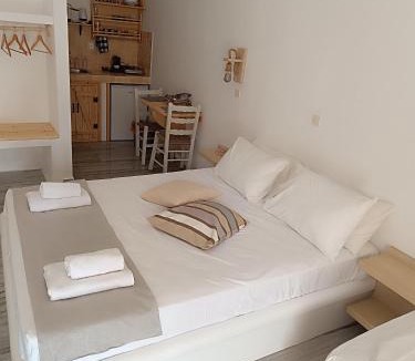 Kerveli Apartment | Athina Studio Apartments